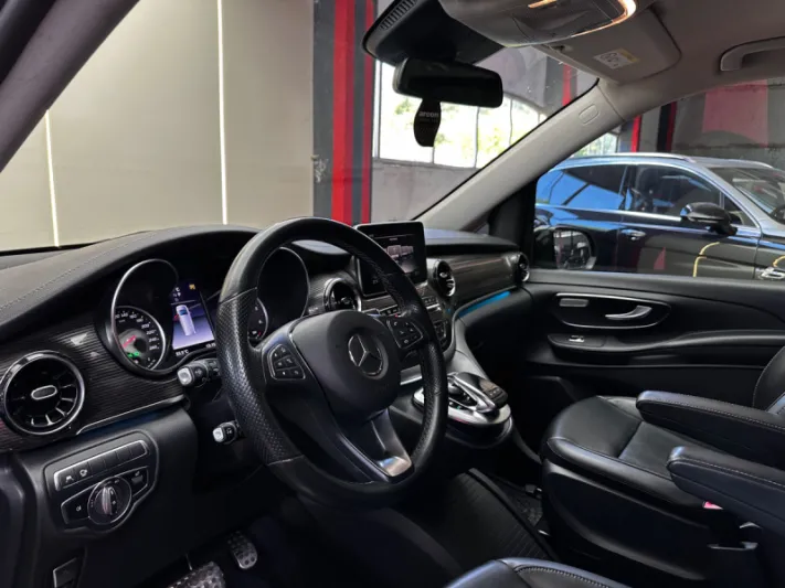 Mercedes V-Class