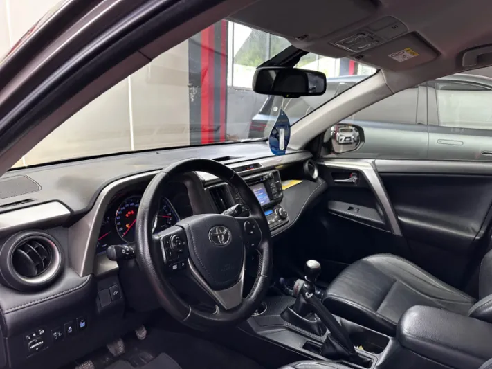 Toyota Rav 4