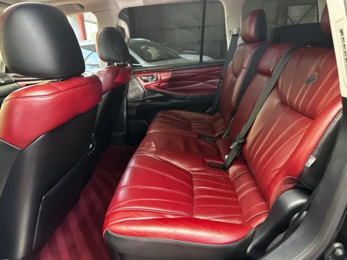 LEXUS LX570 2011
