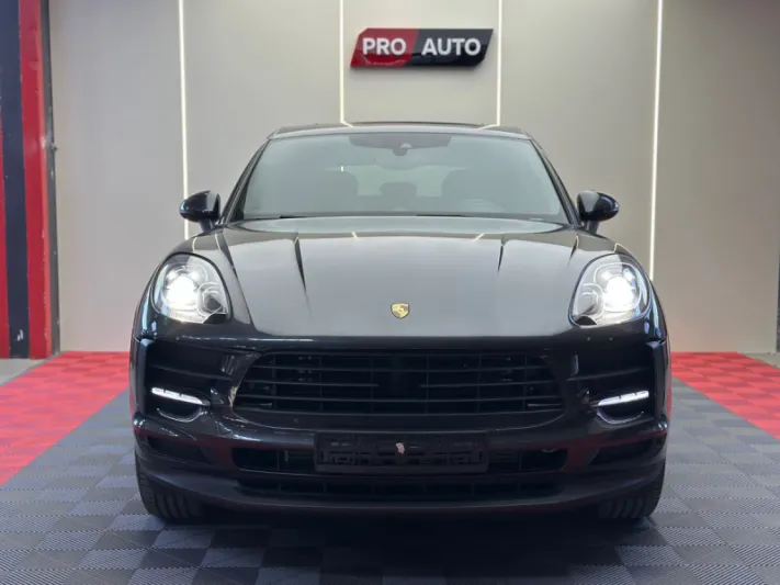 PORSCHE MACAN 2016