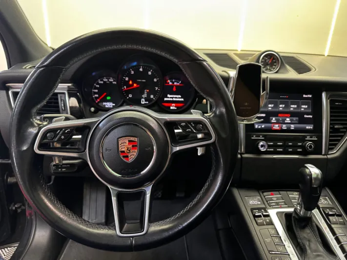 PORSCHE MACAN 2016