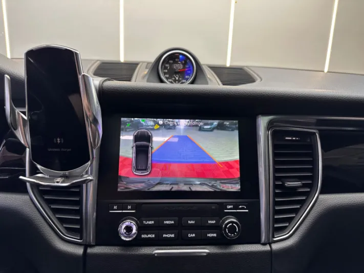 PORSCHE MACAN 2016