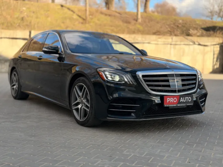 Mercedes-Benz S560 W222