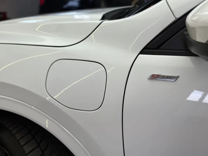 FORD KUGA ST LINE 2023
