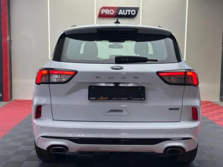 FORD KUGA ST LINE 2023