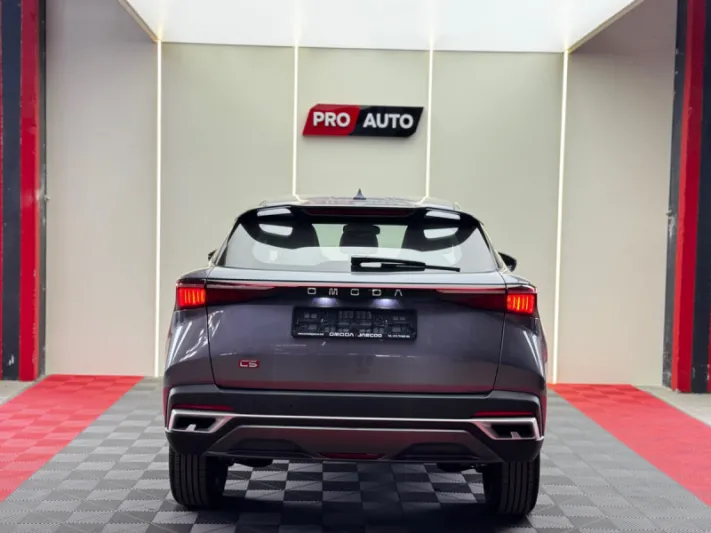 Omoda C5