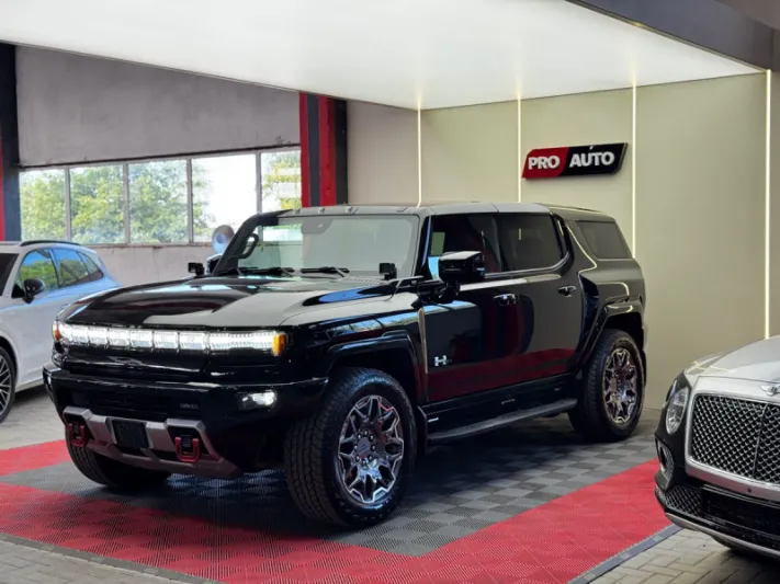 Hummer EV