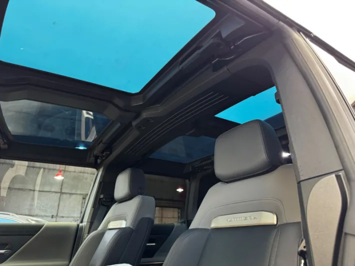 Hummer EV