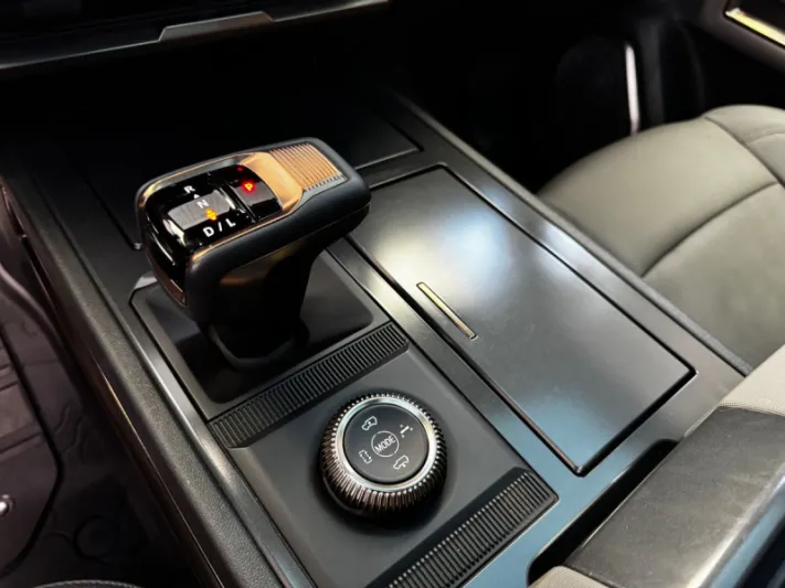 Hummer EV