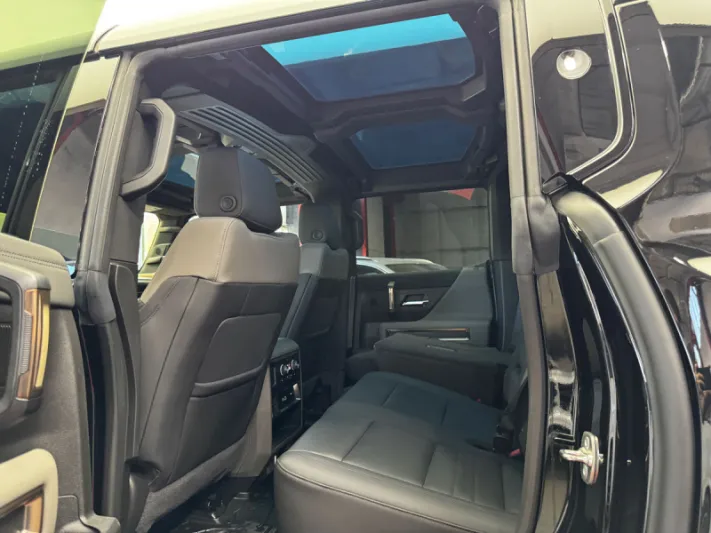 Hummer EV