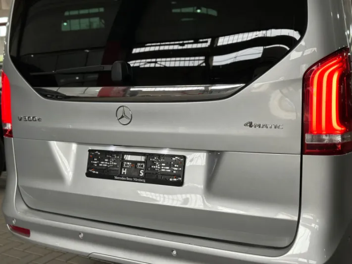 Mercedes V-Class