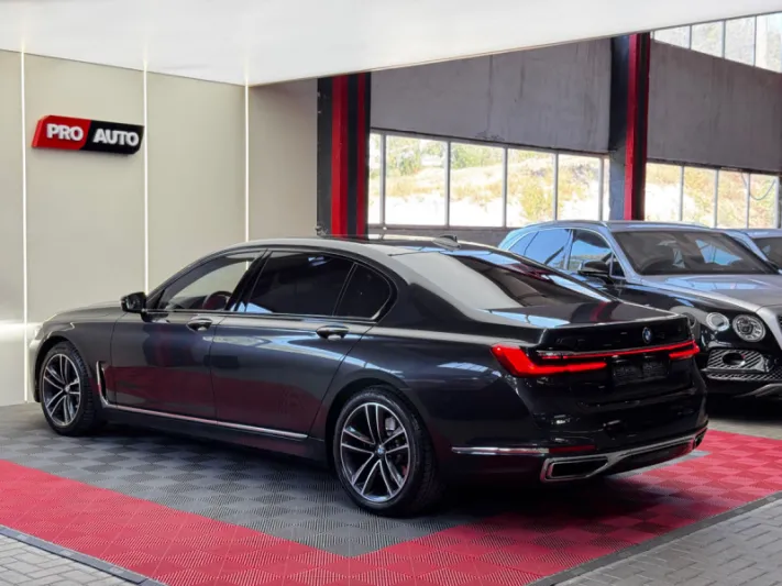 BMW 740DL Series