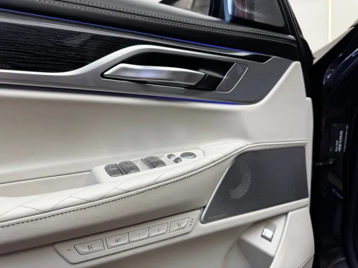 BMW 740DL Series
