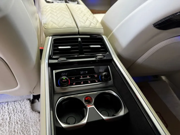 BMW 740DL Series