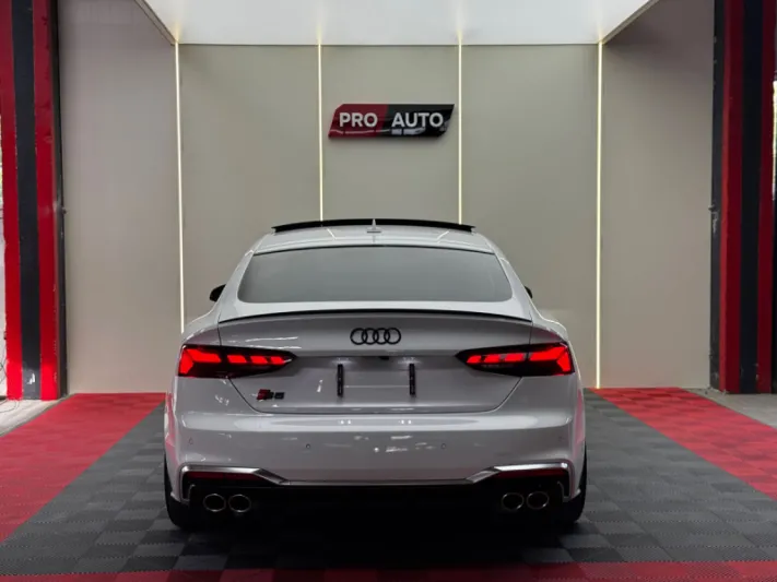 Audi S5