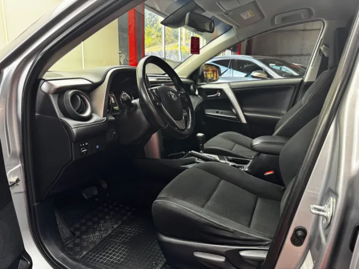 Toyota Rav 4