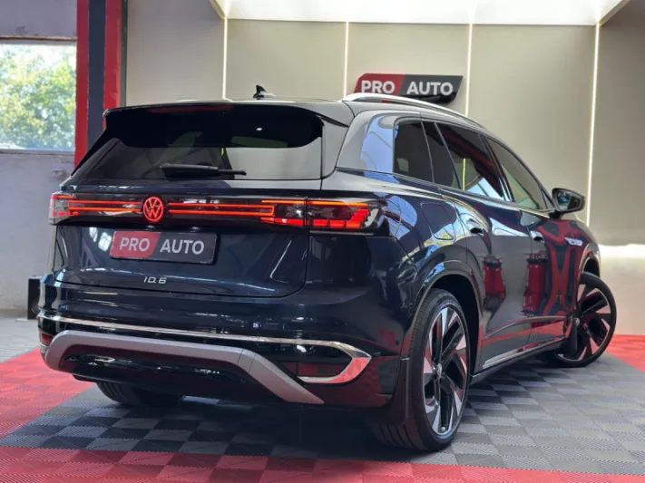 Volkswagen ID.6 Crozz