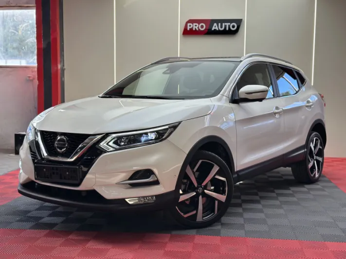 NISSAN QASHQAI 2019