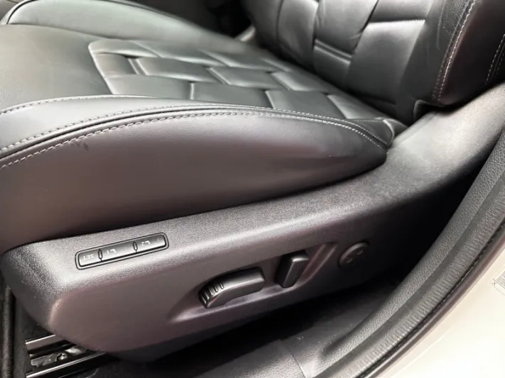 NISSAN QASHQAI 2019