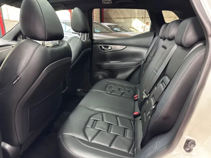 NISSAN QASHQAI 2019