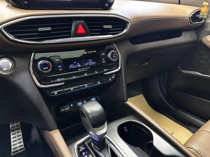 HYUNDAI SANTA FE 2019