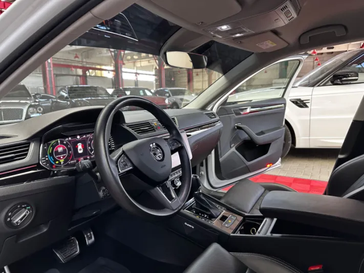 Skoda Superb