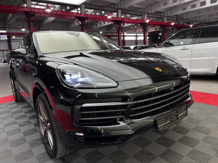 PORSCHE CAYENNE COUPE 2022