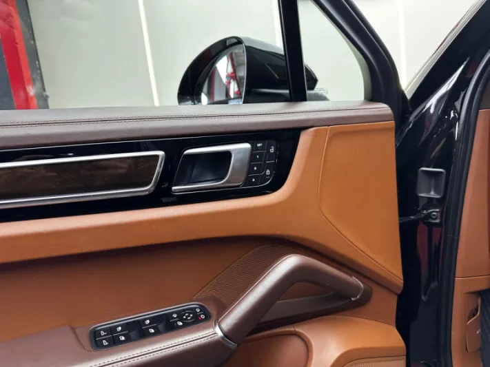 PORSCHE CAYENNE COUPE 2022