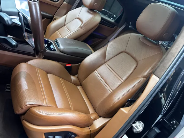PORSCHE CAYENNE COUPE 2022