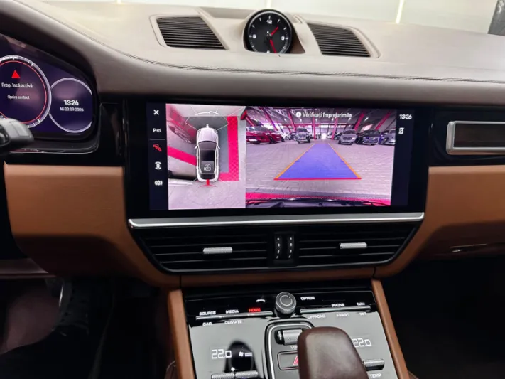 PORSCHE CAYENNE COUPE 2022