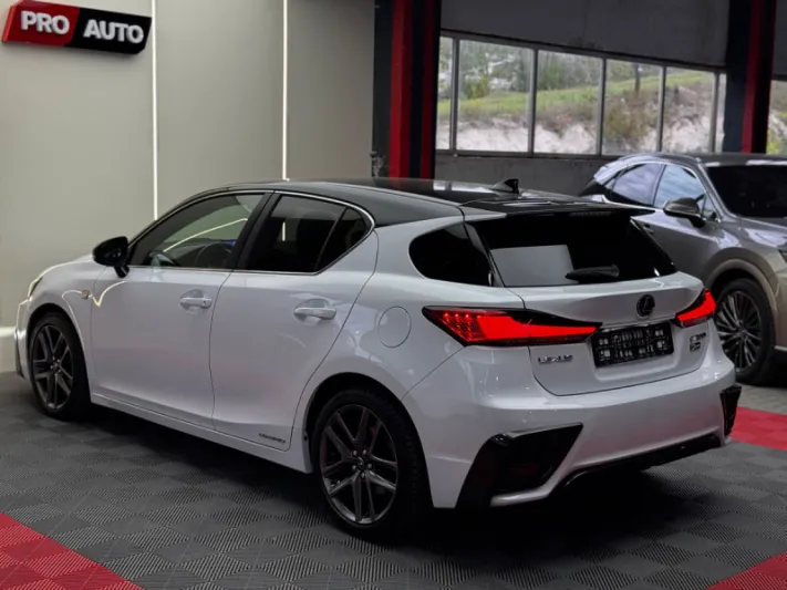 Lexus CT Series
