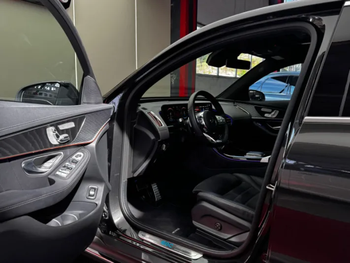 Mercedes EQC