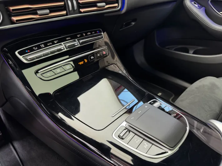 Mercedes EQC