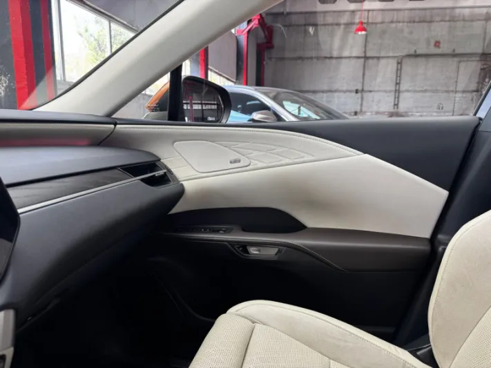 Lexus RX Series