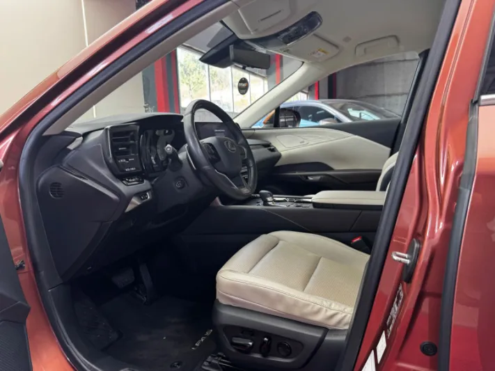 Lexus RX Series