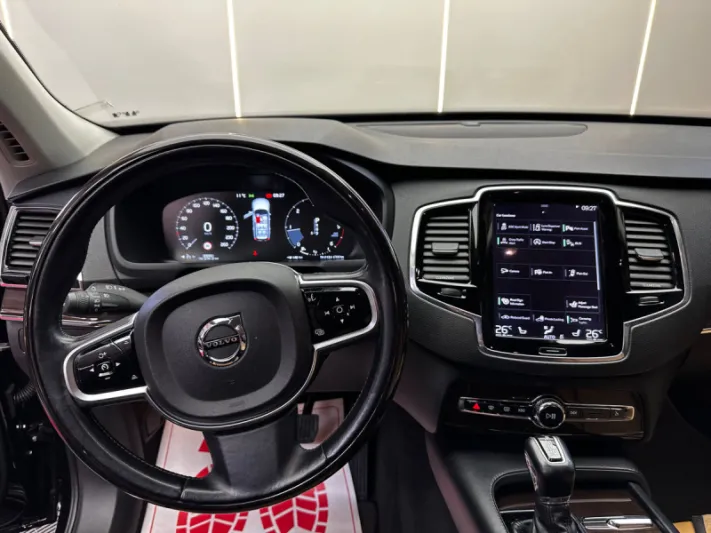 VOLVO XC90 D5 2015