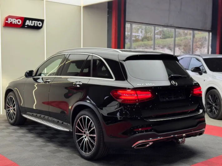 Mercedes GLC