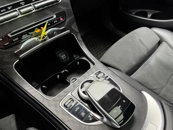 Mercedes GLC