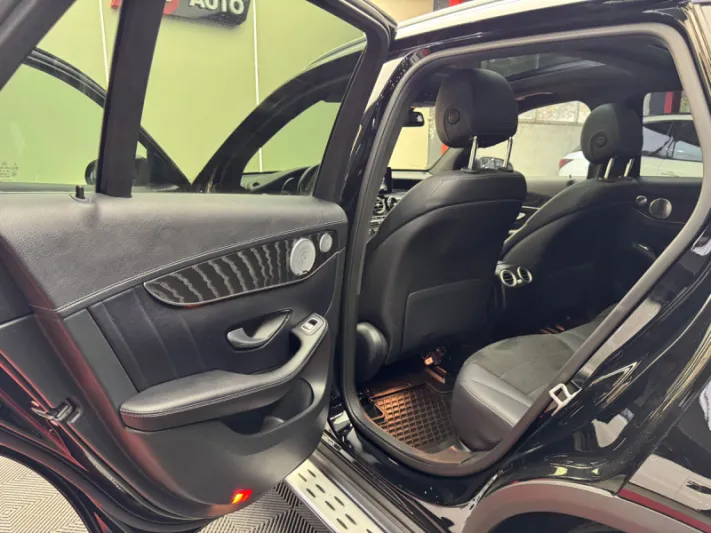 Mercedes GLC