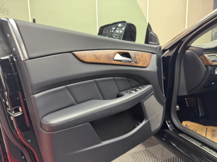 Mercedes CLS-Class
