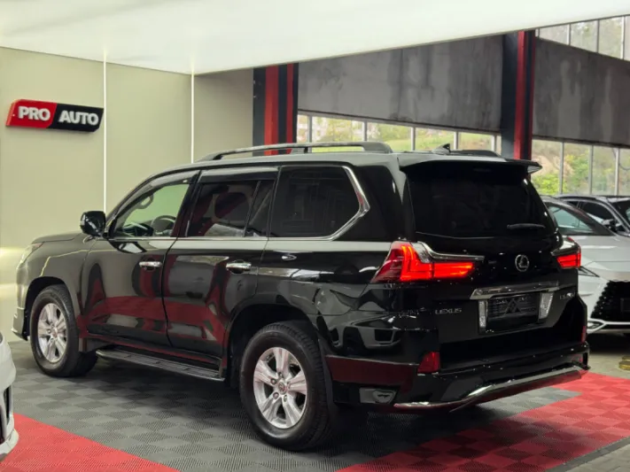 Lexus LX Series
