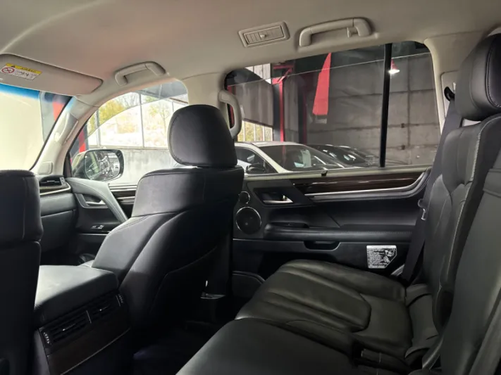 Lexus LX Series