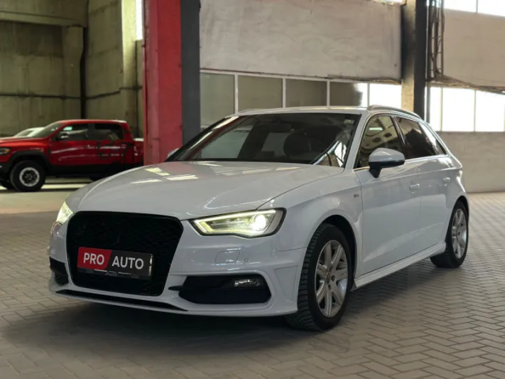 AUDI A3 2013