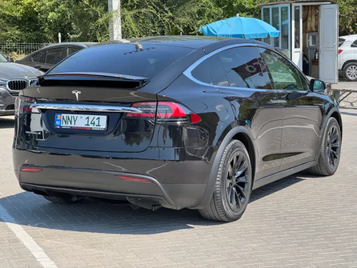 2018 Tesla Model X