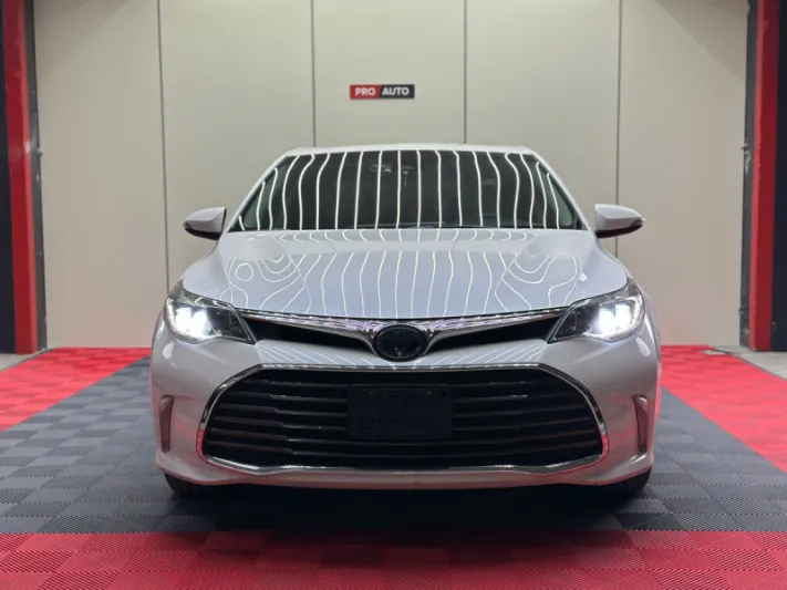 TOYOTA AVALON 2015