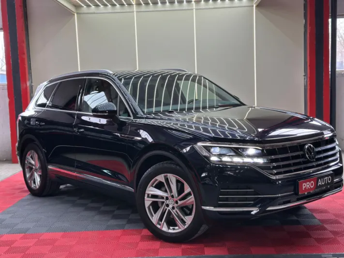 VOLKSWAGEN TOUAREG 2021
