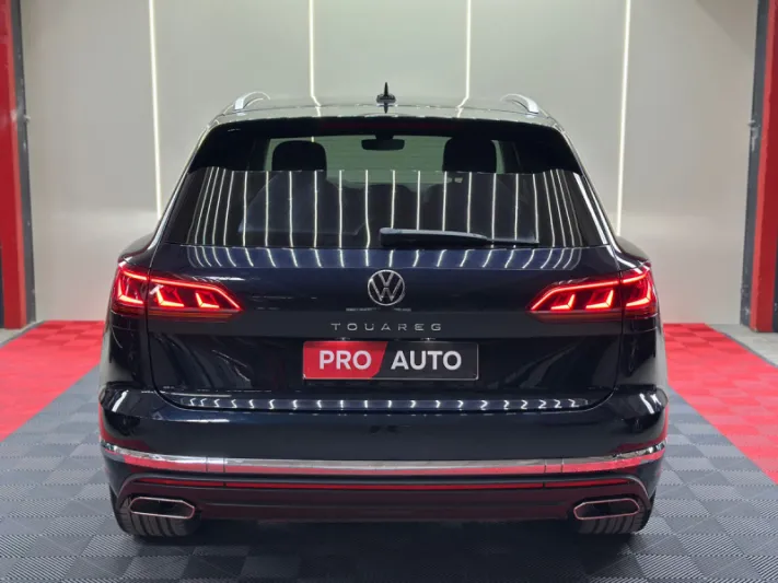 VOLKSWAGEN TOUAREG 2021