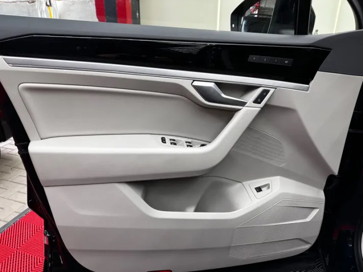 VOLKSWAGEN TOUAREG 2021