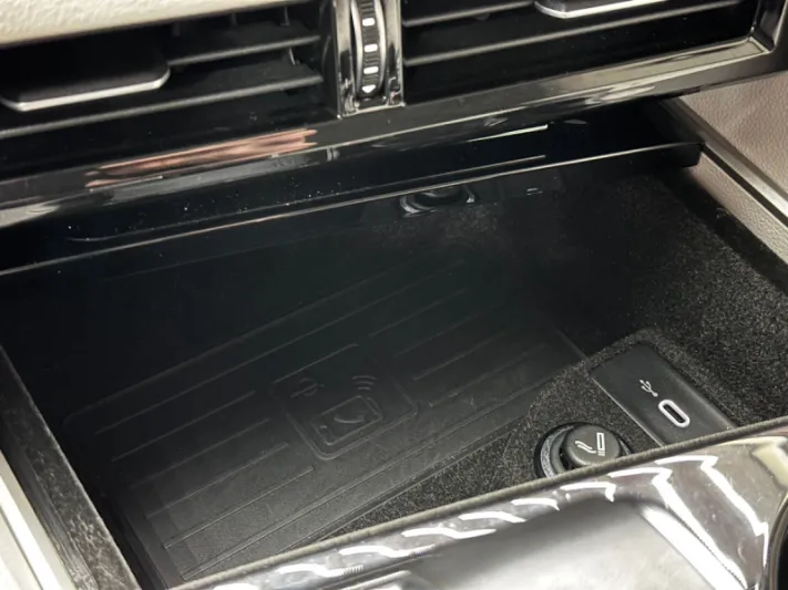 VOLKSWAGEN TOUAREG 2021